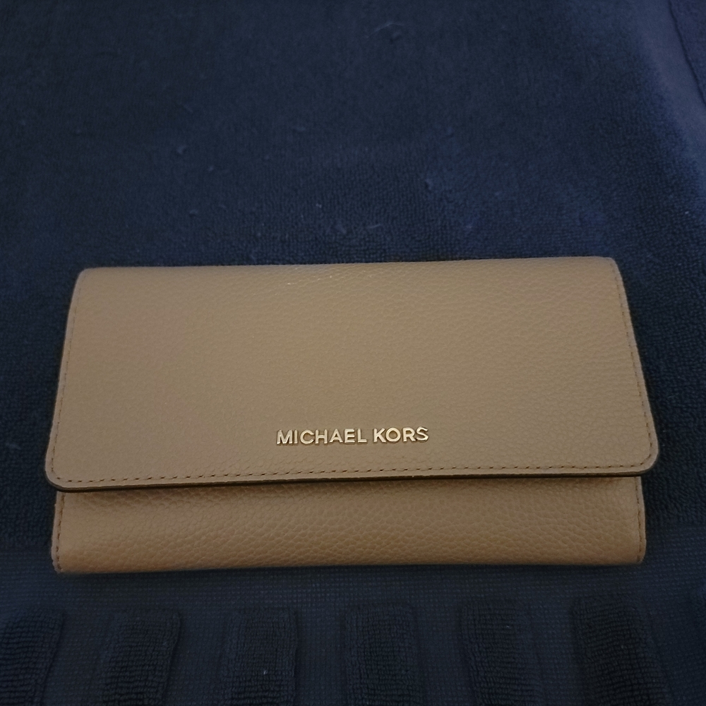 Michael Kors Trifold Wallet